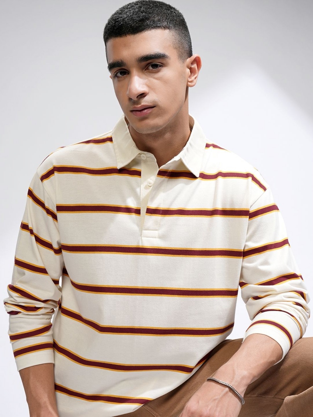 

HIGHLANDER Men Striped Polo Collar T-shirt, Off white