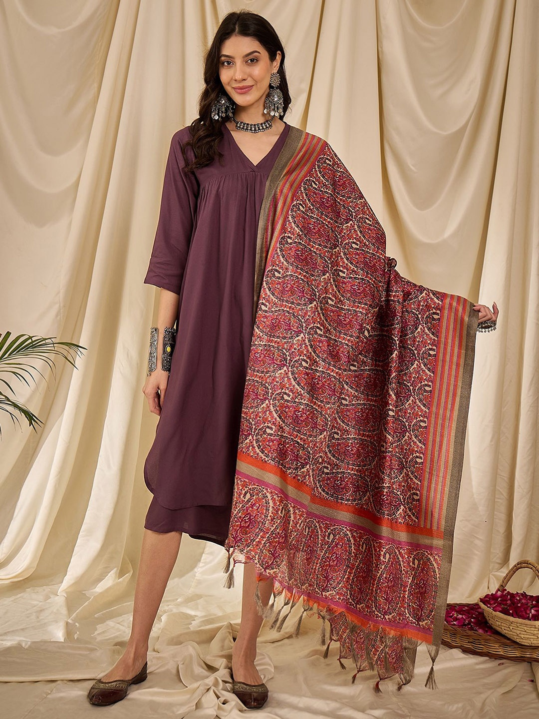 

InWeave Women With Dupatta, Mauve