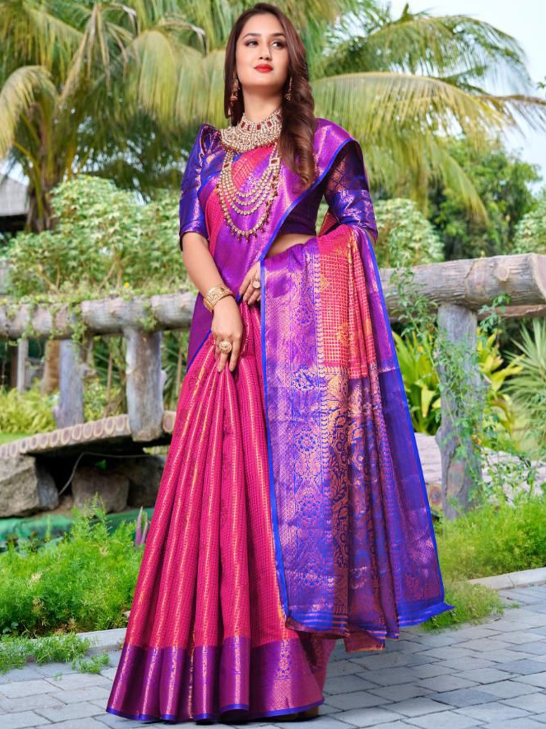 

AKSH FASHION Woven Design Zari Silk Banarasi Saree With Unstitched Blouse Piece, Pink