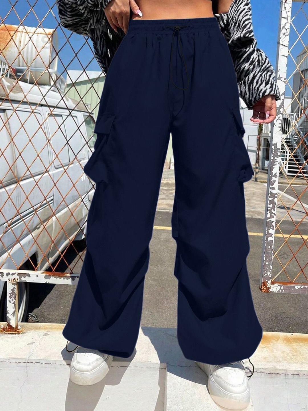 

DIMPY GARMENTS Women Relaxed Loose Fit High-Rise Cargos Trousers, Navy blue