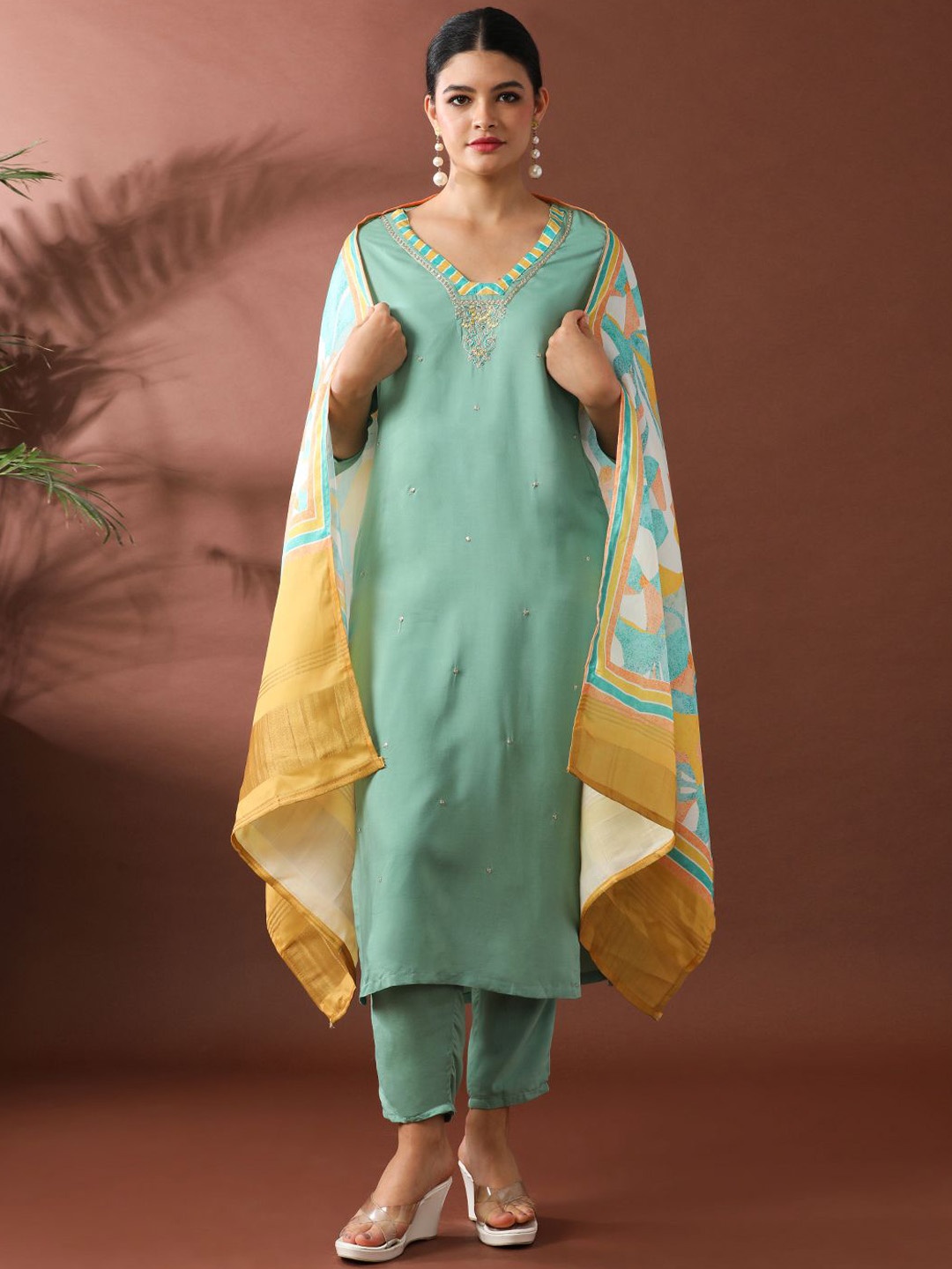

Jaipur Kurti Women Floral Embroidered Regular Sequinned Kurta with Trousers & With Dupatta, Blue