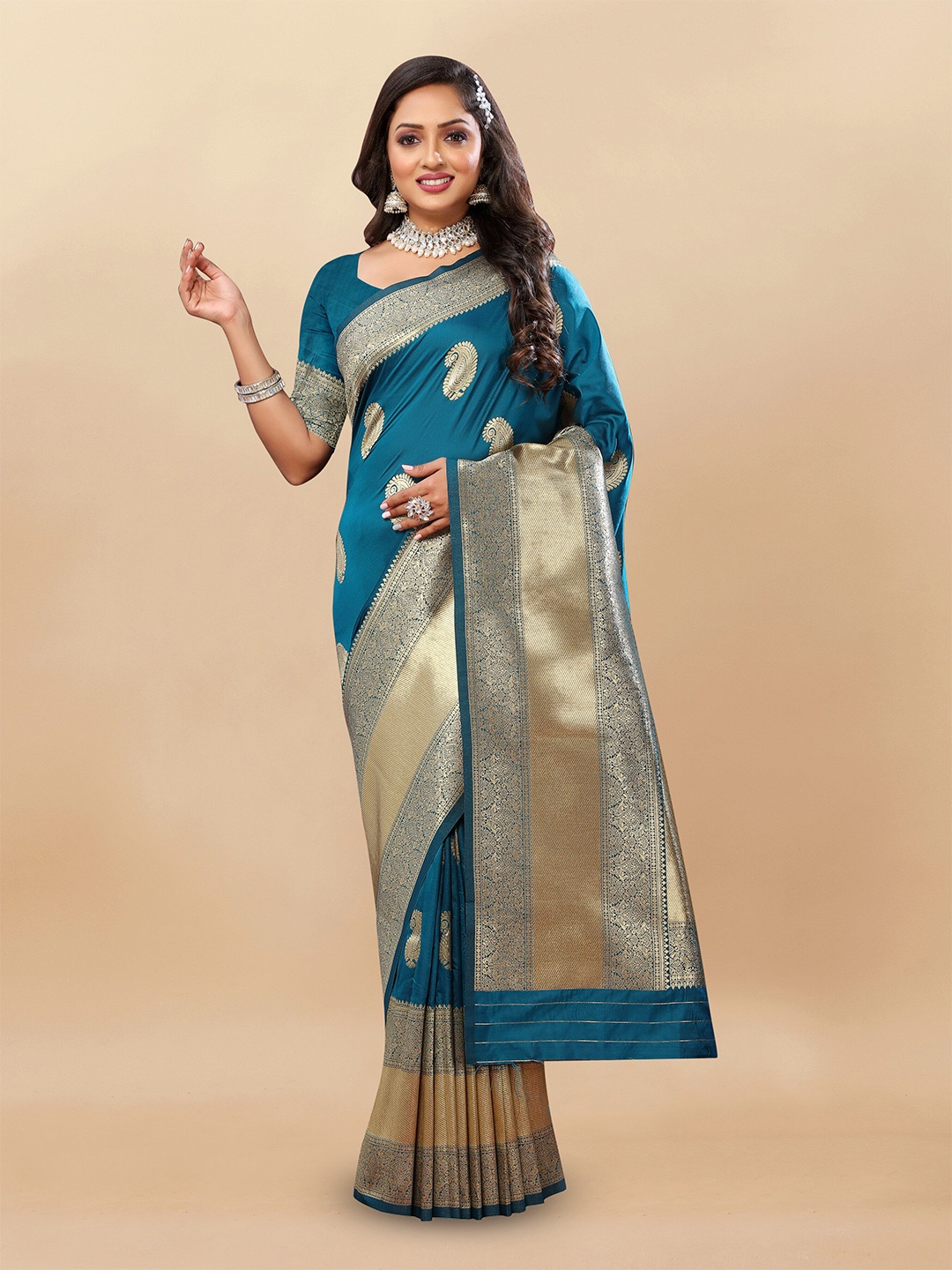 

VEECHIS Woven Design Zari Banarasi Saree, Green