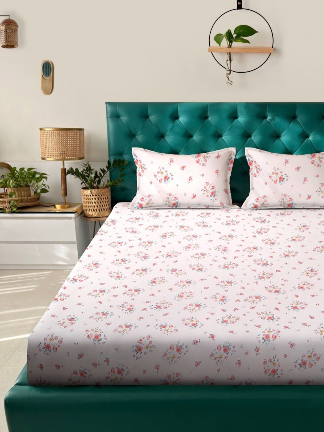 

Myntra Elegant Homes Pink & Grey Floral Printed 300 TC King Bedsheet Set 2.5 m x 2.25 m