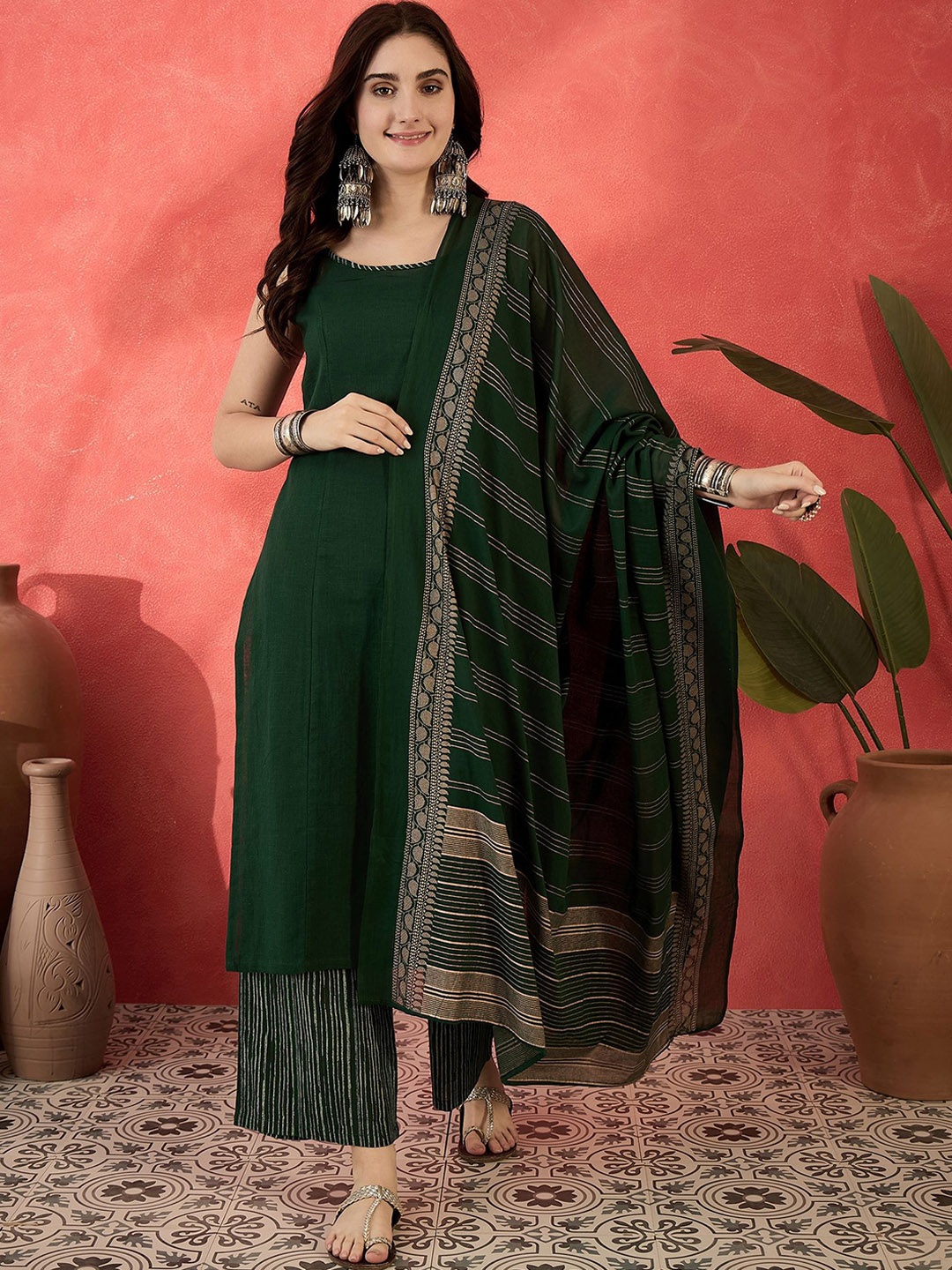 

Sangria Round Neck Pure Cotton Straight Kurta With Palazzo & Dupatta, Green