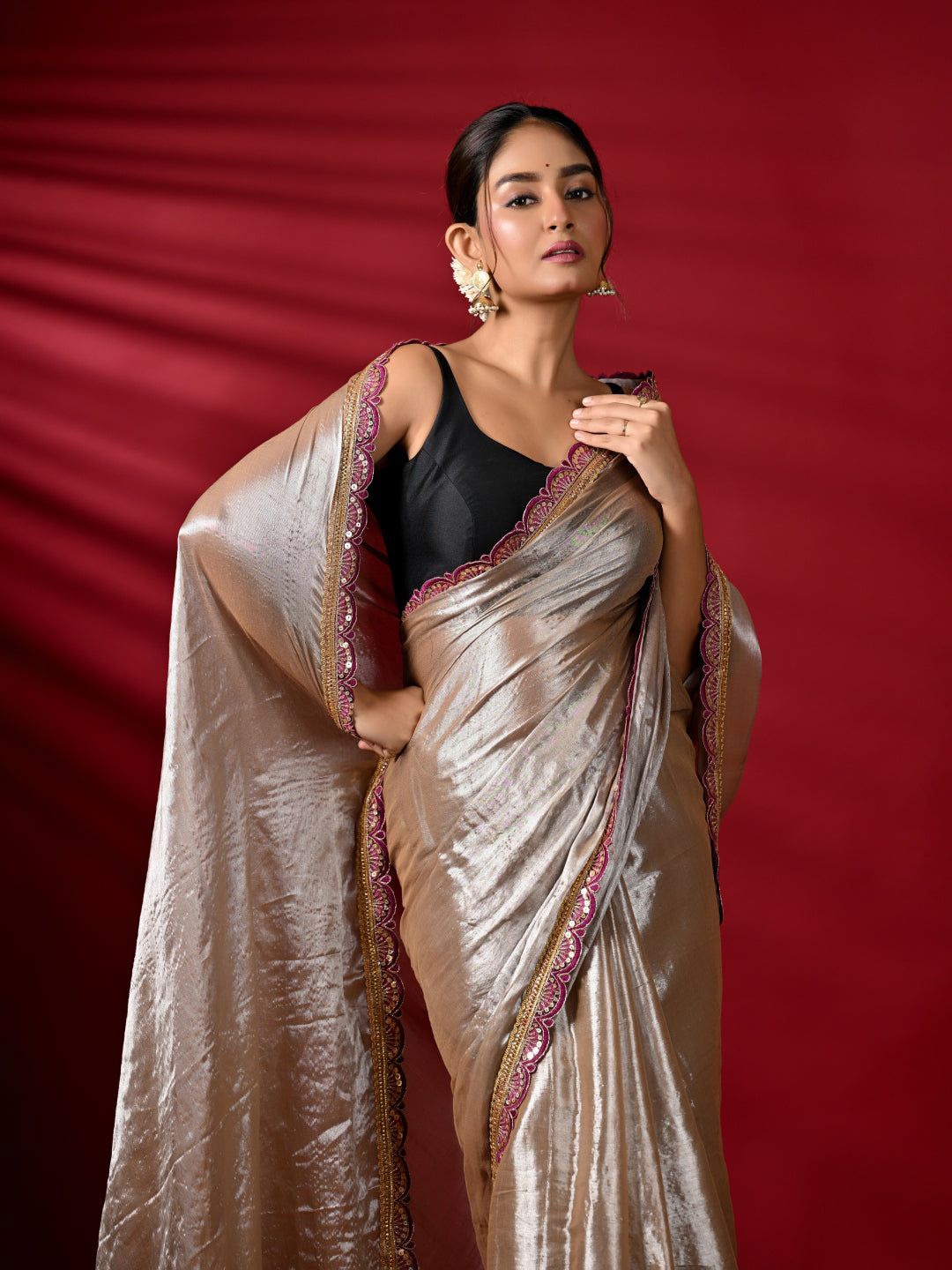 

AWRIYA Ombre With Embroidered Border Fusion Saree, Beige