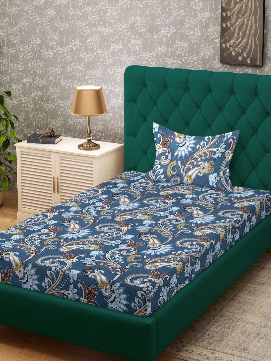 

Myntra Elegant Homes Blue Motifs Printed 300 TC Single Bedsheet Set 2.25 m X 1.5 m