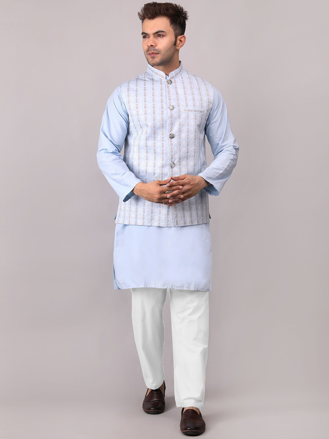 

Voniry Mandarin Collar Jacquard Weave Straight Kurta with Pyjamas & Nehru jacket, Blue