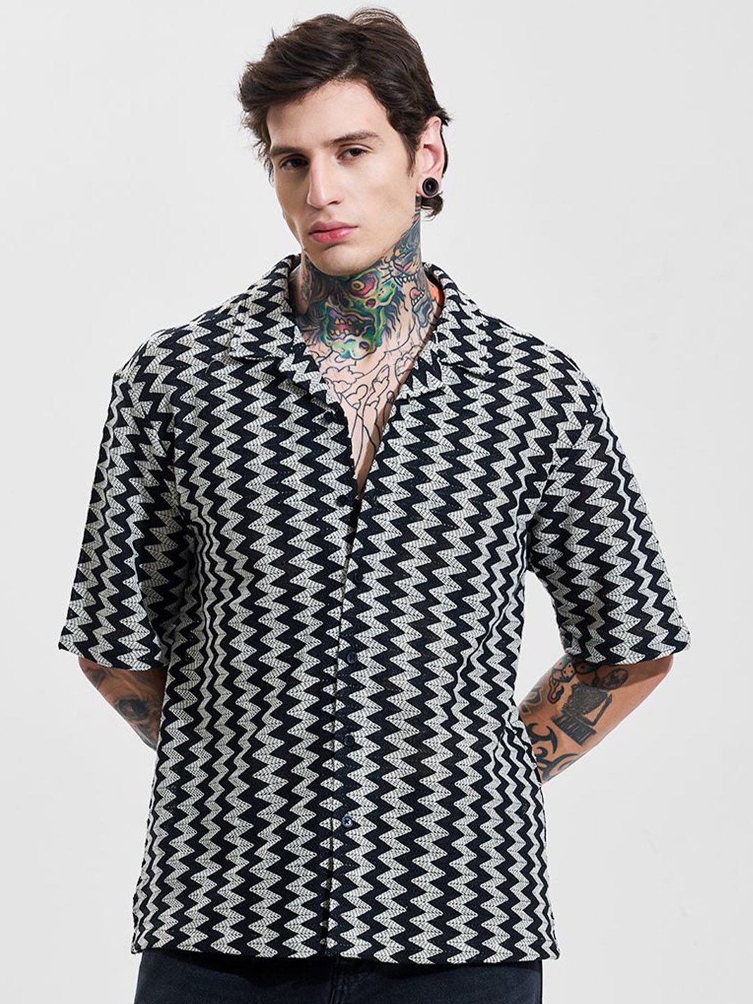 

Snitch Men Opaque Striped Casual Shirt, Black