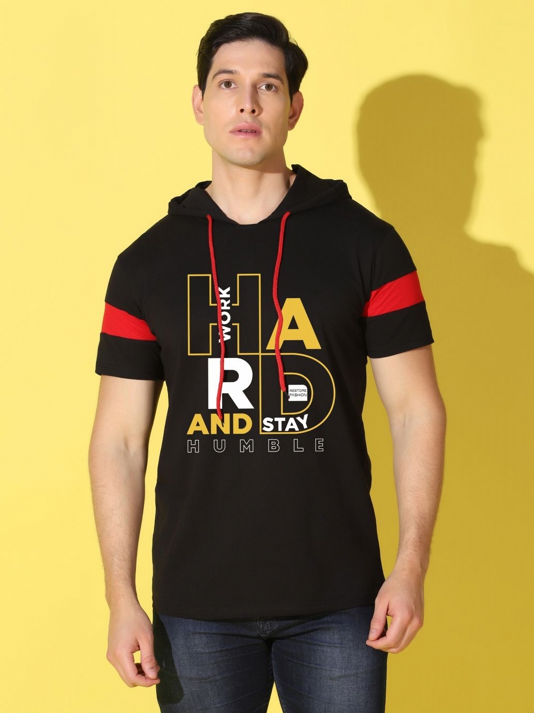 

WOOSTRO Men Typography Printed Hooded Slim Fit T-shirt, Black