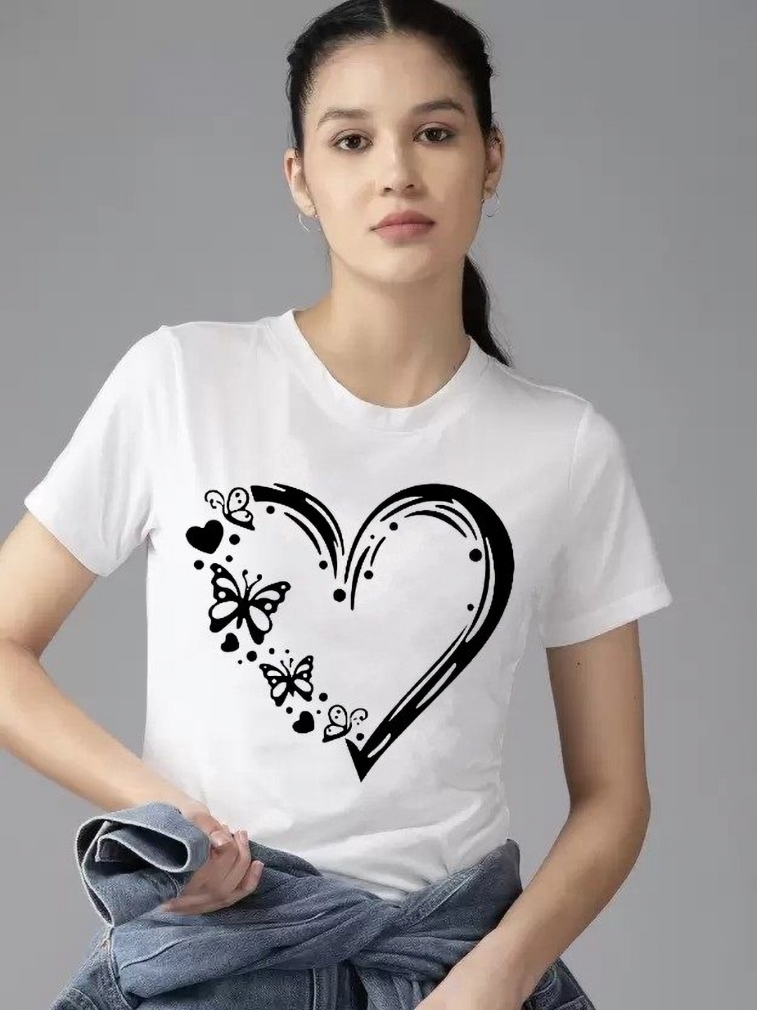 

Parona Women Graphic Printed Round Neck T-shirt, White