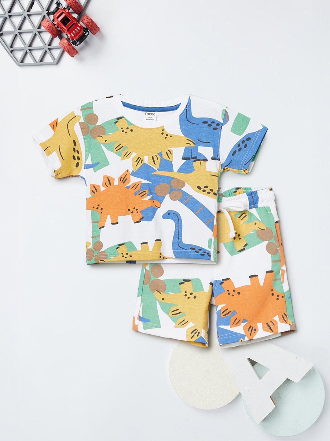 

max Boys Printed Round Neck Pure Cotton T-shirt With Shorts, White