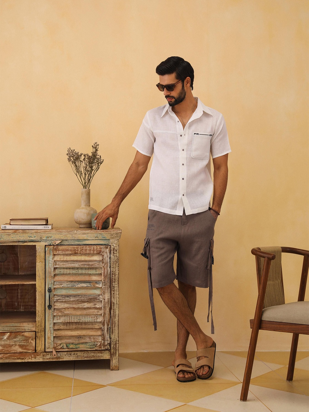 

PRIMAL GRAY Men Oversized Fit Spread Collar Solid Linen Casual Shirt, White
