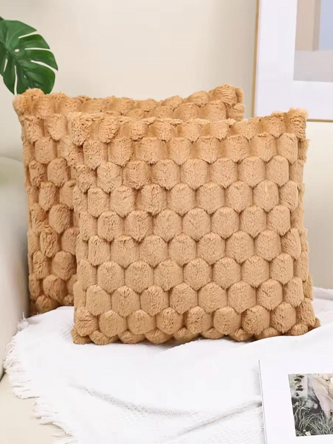 

TANLOOMS Gold-Toned 2 Pieces Textured Velvet Square Cushion Covers