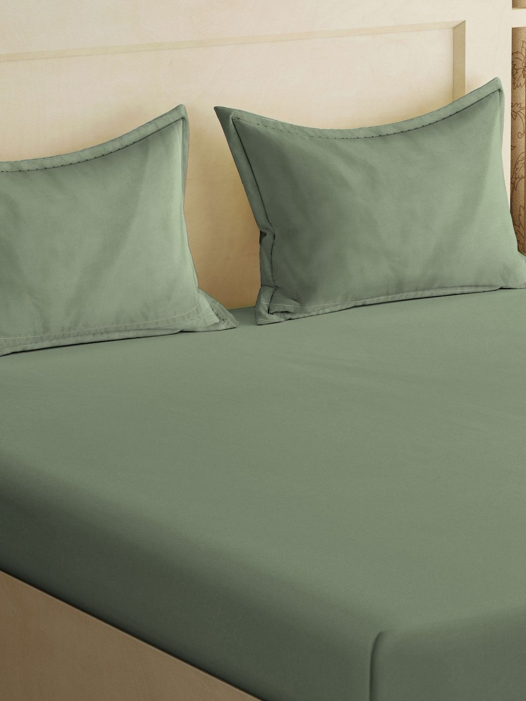 

Myntra Elegant Homes Green Fitted 300 TC King Bedsheet Set 2.50m x 2.25m