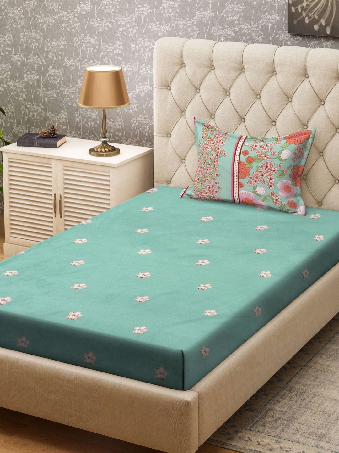 

Myntra Elegant Homes Green Printed 300 TC Single Bedsheet Set 2.25 m x 1.50 m