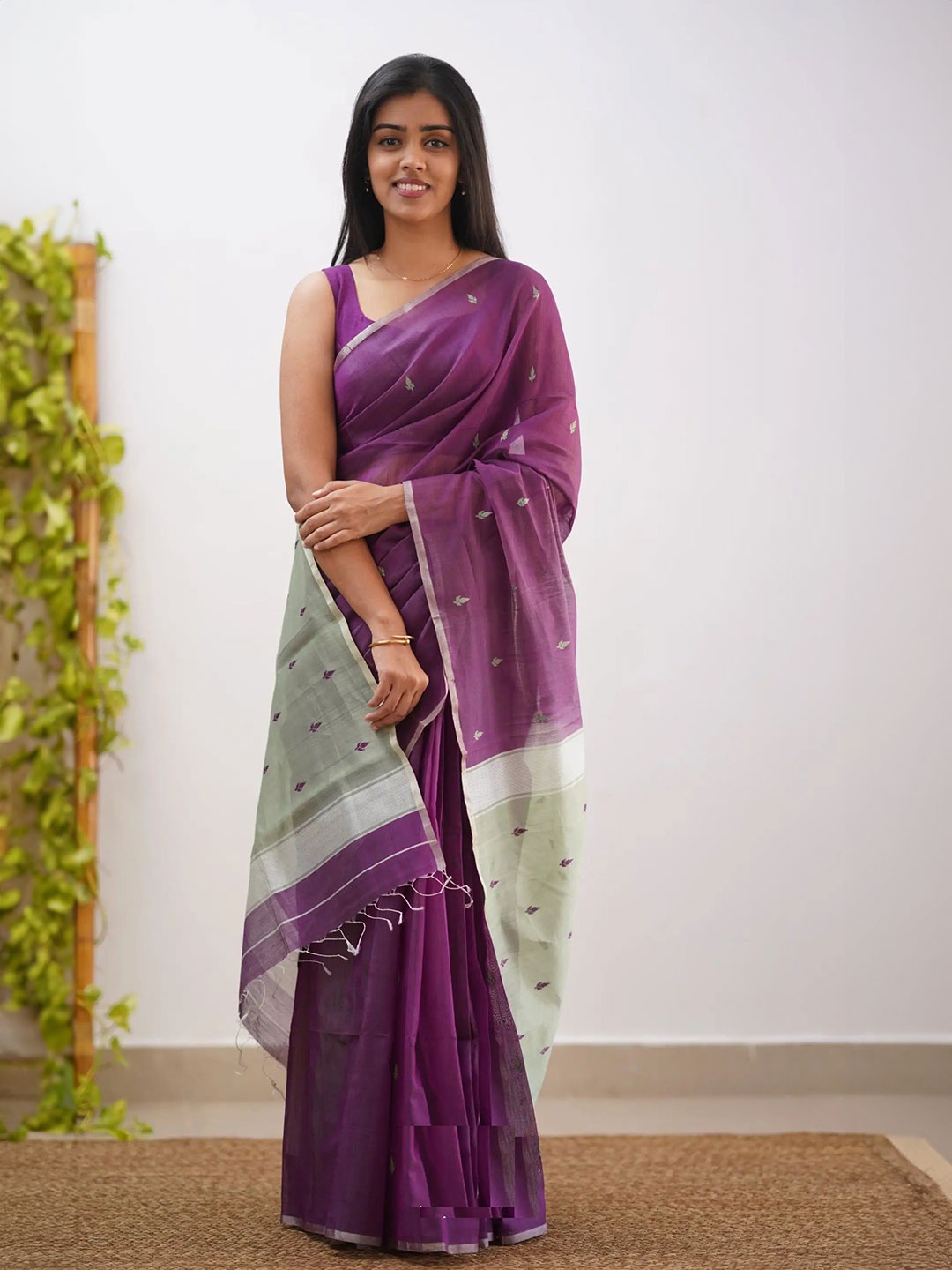 

APNISHA Woven Design Zari Chanderi Saree, Purple