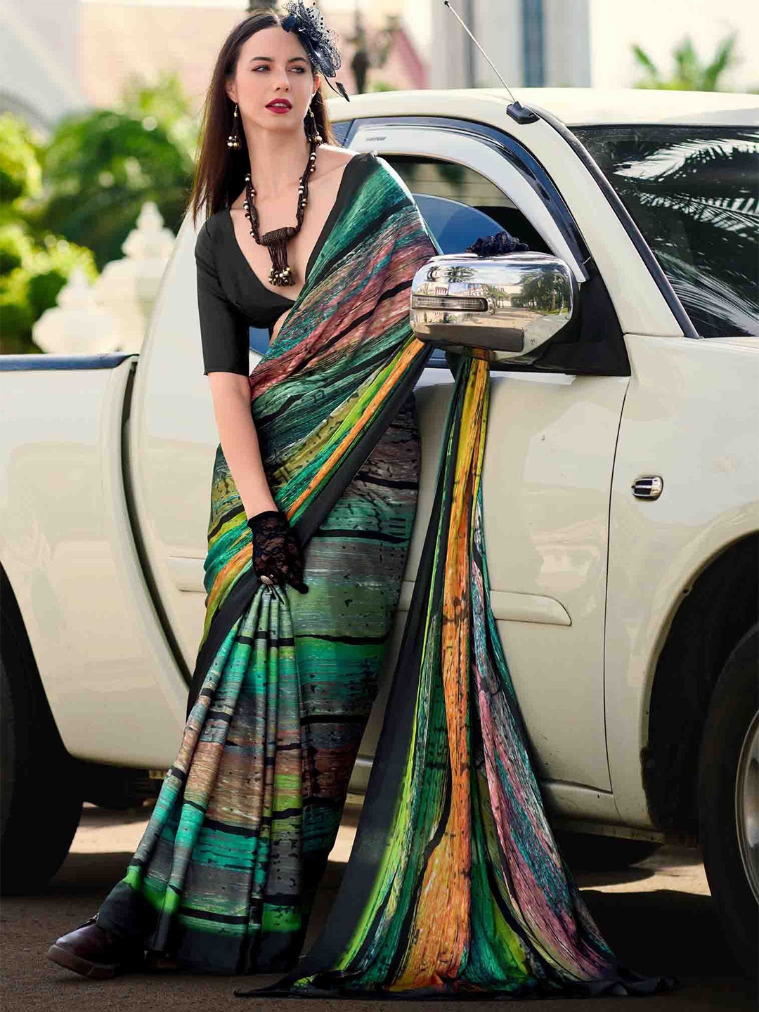 

Mitera Satin Saree, Green