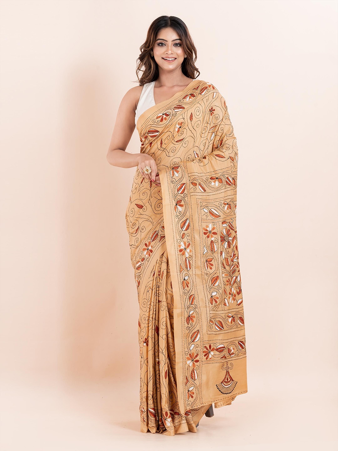 

PUKU Ethnic Motifs Kantha Work Embroidered Saree, Beige