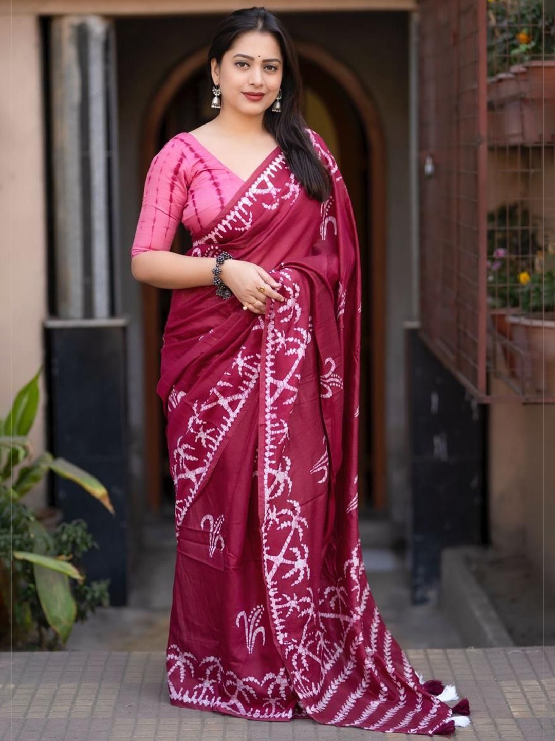 

LeeliPeeri Designer Batik Printed Chanderi Saree, Maroon