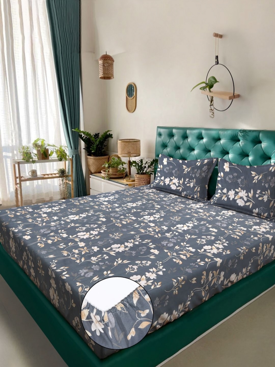 

KLOTTHE Grey & White Floral Printed 300 TC Fitted King Bedsheet Set 2.5 m x 2.25 m