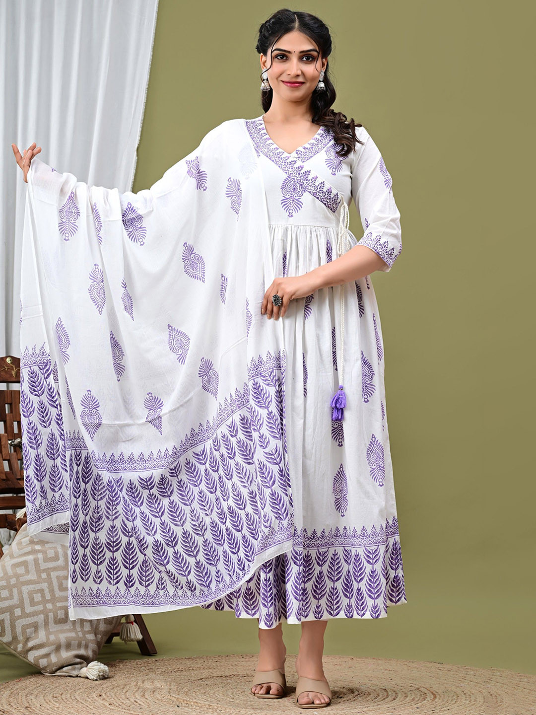 

RAABA Ethnic Motifs Printed V-Neck Angrakha Sequinned Cotton Anarkali Kurta With Dupatta, White