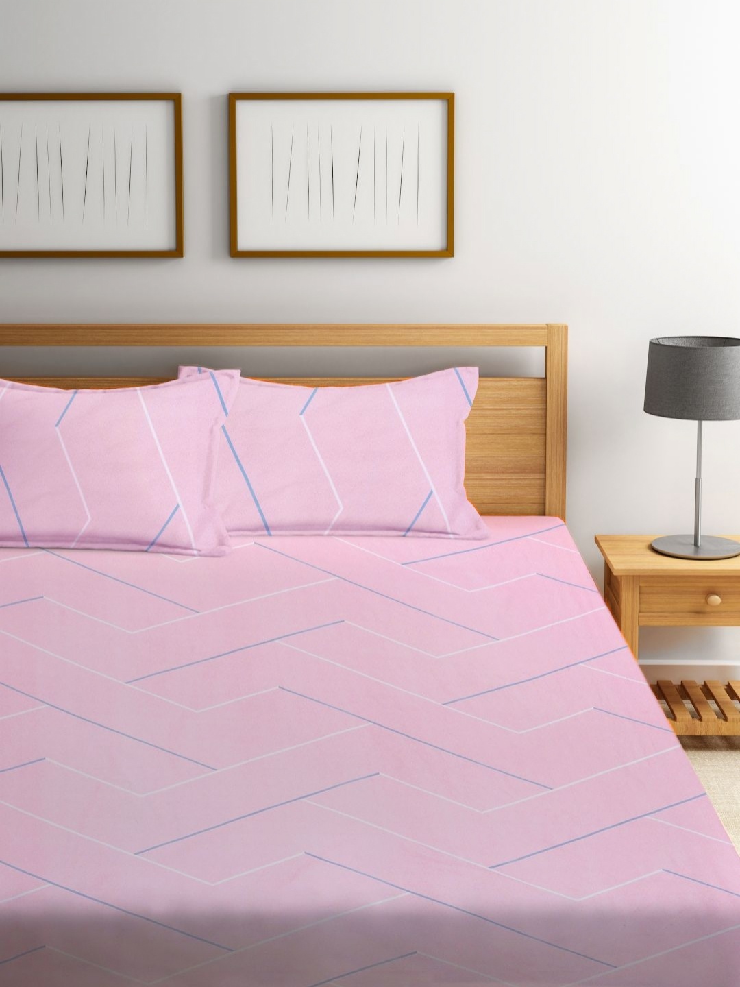 

Myntra Elegant Homes Pink Geometric Printed 300 TC King Bedsheet Set 2.5 m x 2.25 m