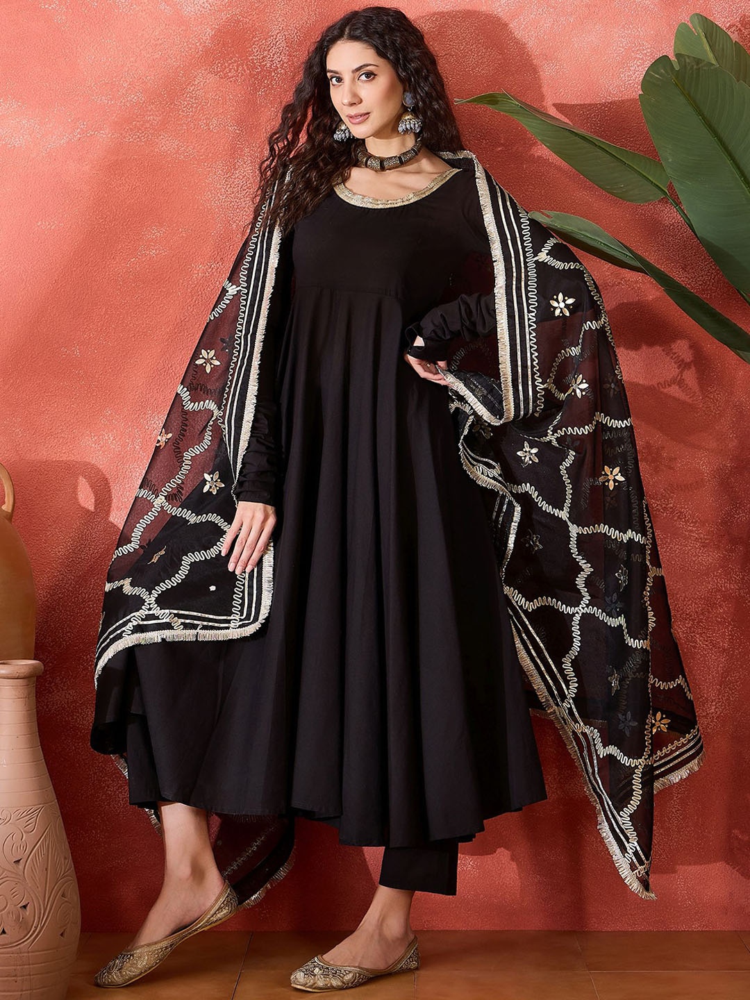 

Sangria Round Neck Pure Cotton Anarkali Kurta & Trousers With Dupatta, Black