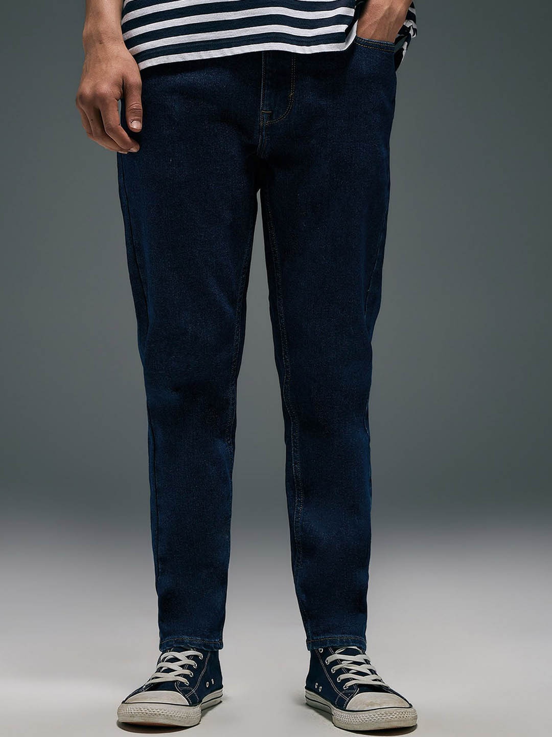 

Flying Machine Men Relaxed Fit Stretchable Mid-Rise Jeans, Blue