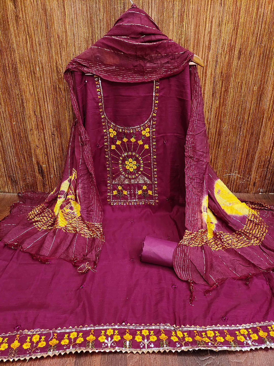 

SHADOW & SAINING Floral Embroidered Thread Work Unstitched Dress Material, Magenta