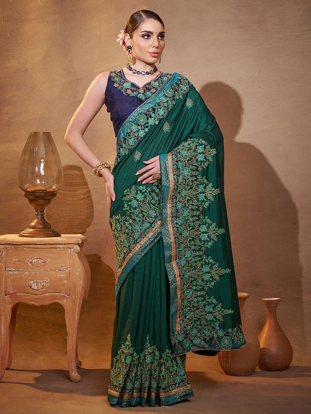 

Kalista Floral Embroidered Saree With Unstitched Blouse Piece, Green