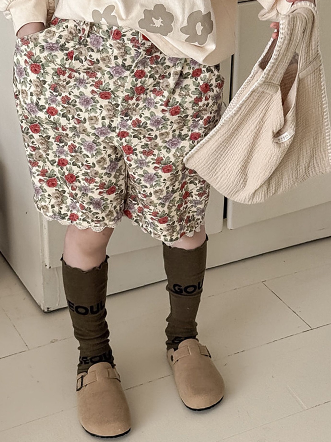 

LULU & SKY Girls Printed High-Rise Shorts, Beige