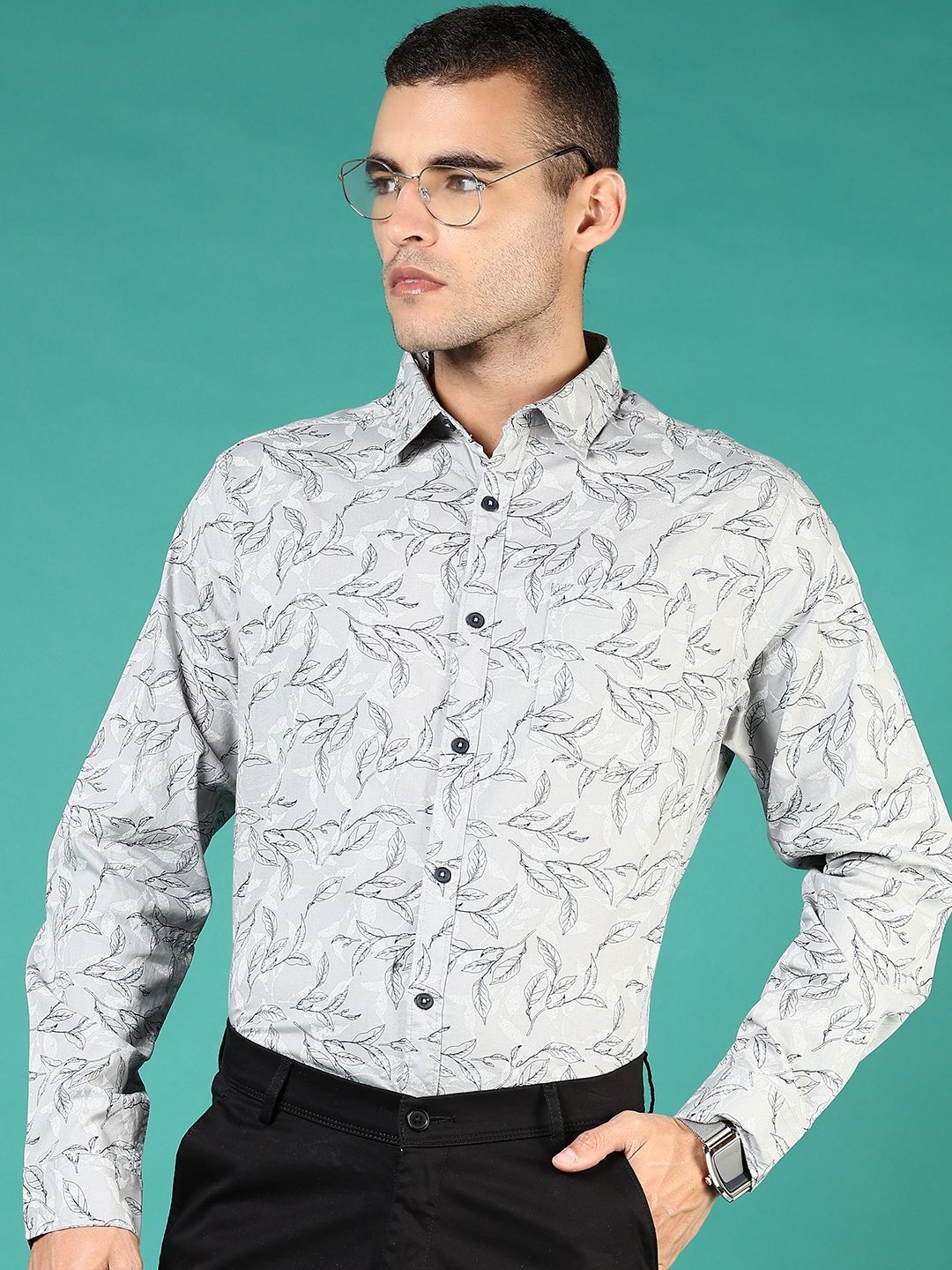 

V-Mart Men Opaque Printed Casual Shirt, Grey