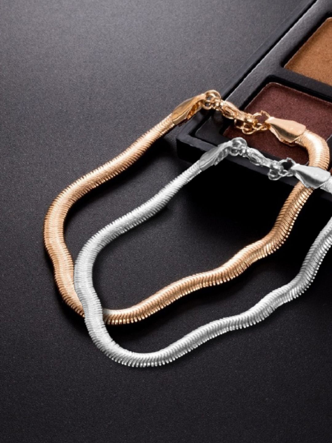 

DressBerry Set Of 2 Snake Chain Minimal Chains, Gold