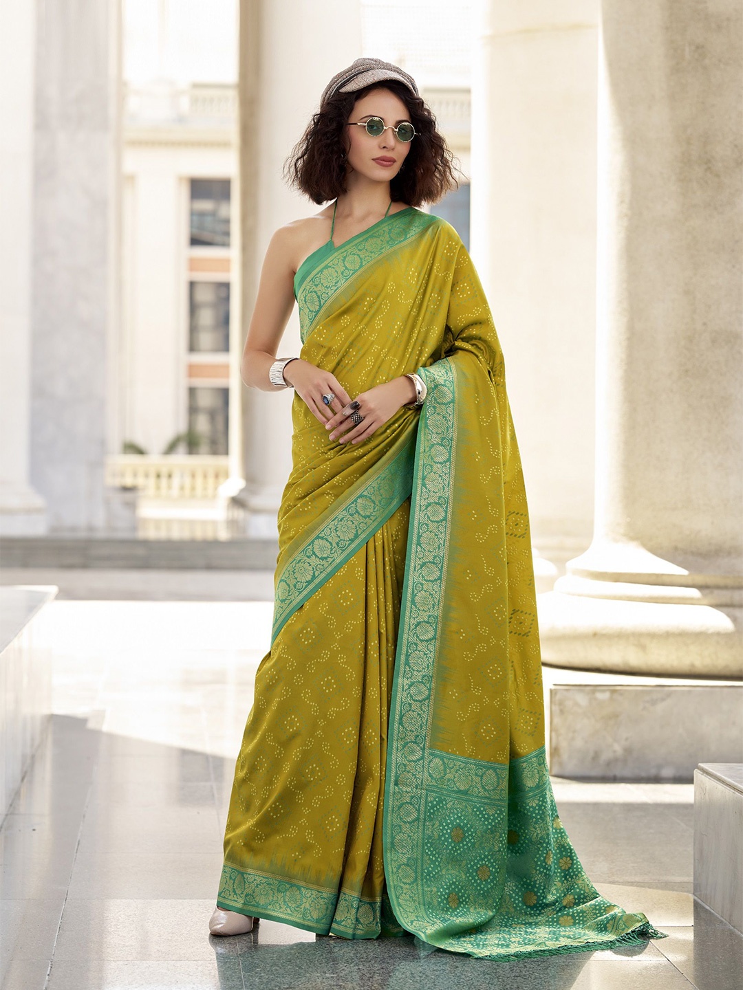 

MAHALASA Woven Design Zari Pure Silk Banarasi Saree, Lime green