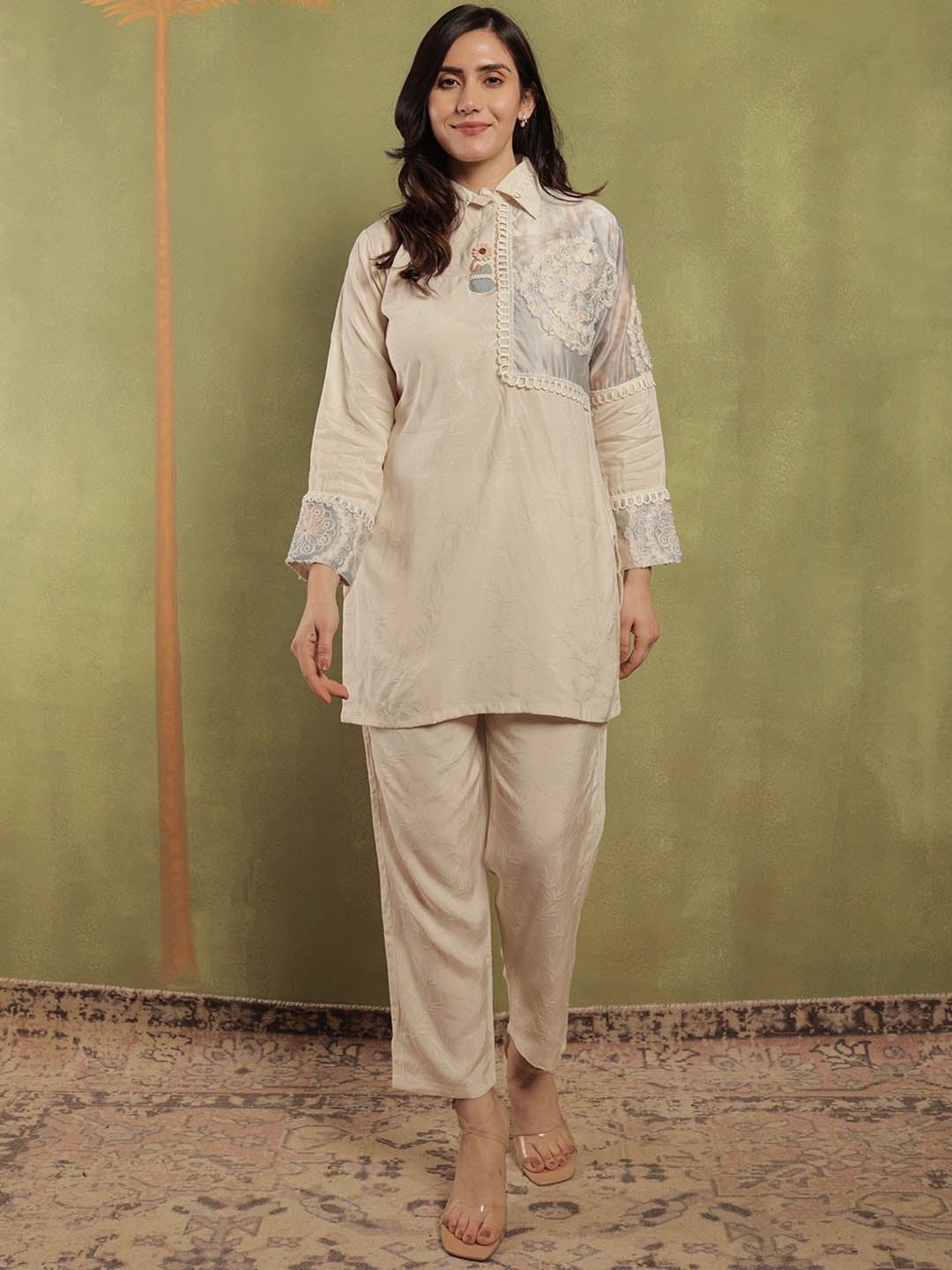 

SRIHA Floral Embroidered Shirt Collar Pure Cotton Tunic & Trousers, Beige