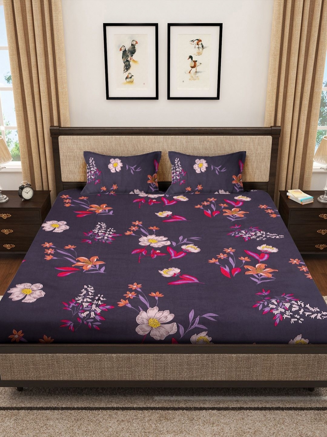 

Myntra Elegant Homes Black & Orange Printed 300 TC King Bedsheet Set 2.50m x 2.25m