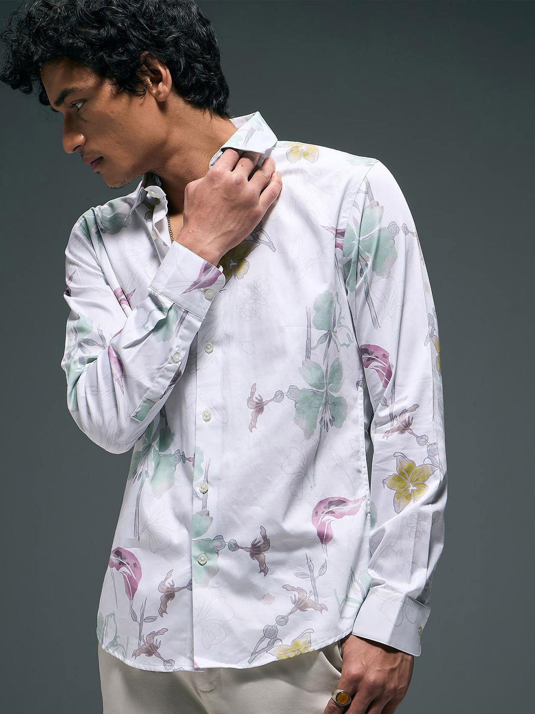 

Flying Machine Men Slim Fit Floral Opaque Printed Casual Shirt, White