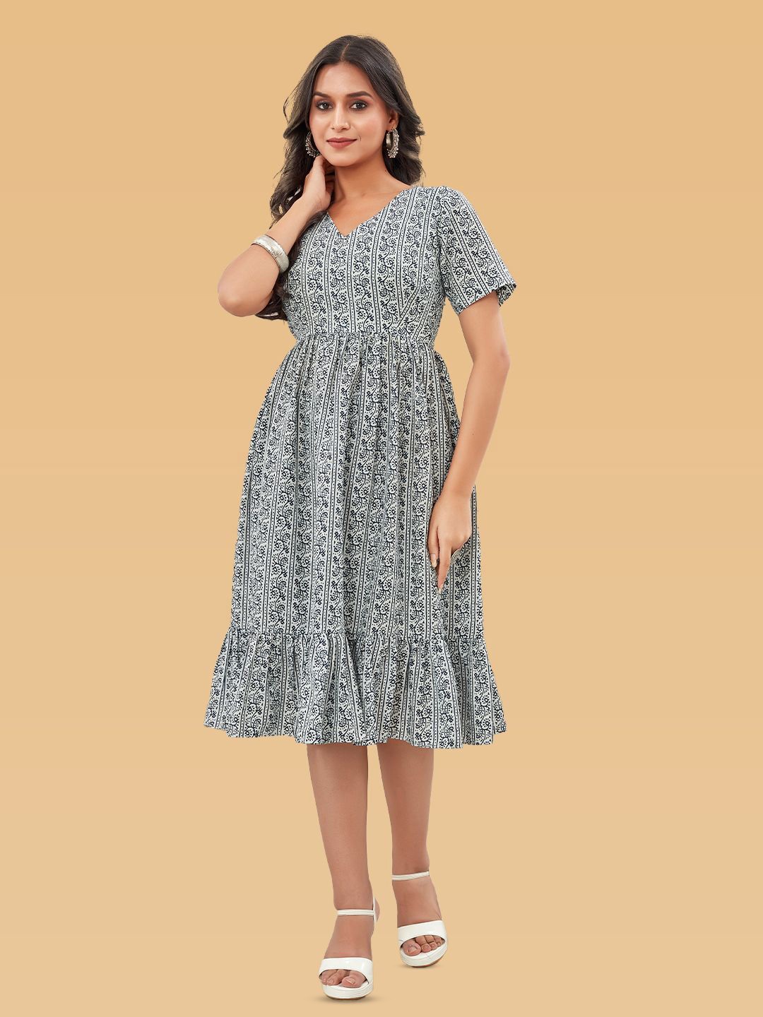 

ODD BY chansi TRENDZ Women Print Fit & Flare Midi Dress, White