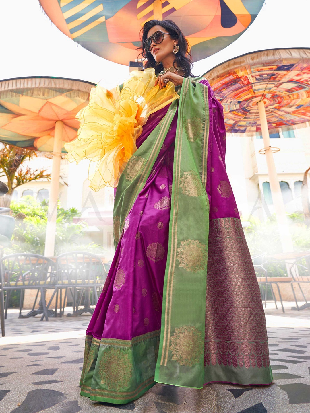 

Vardha Woven Design Zari Saree, Purple