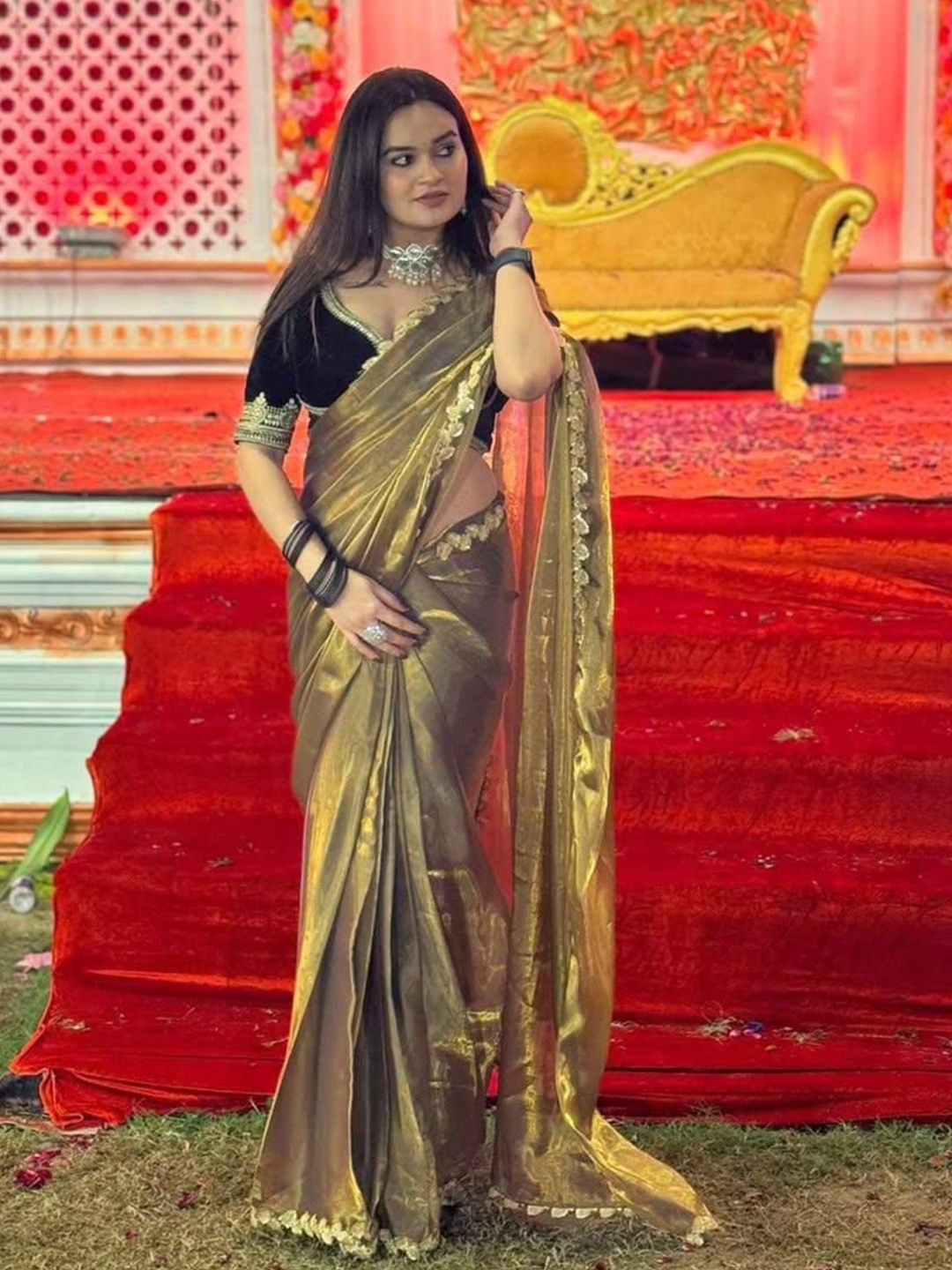 

MANSUBHA Sequinned Organza Saree, Gold