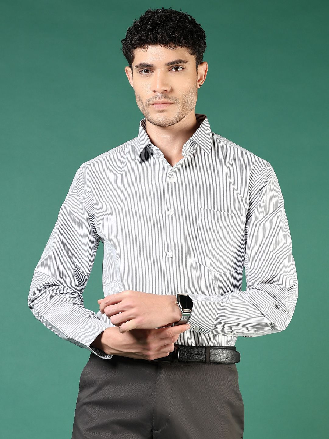 

V-Mart Men Pinstripes Opaque Striped Casual Shirt, Grey