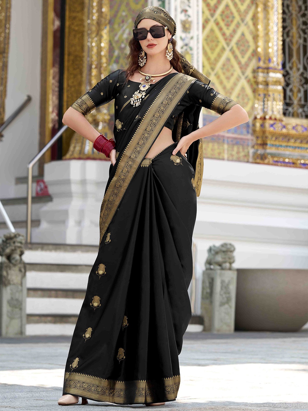 

Mitera Woven Design Zari Banarasi Saree, Black