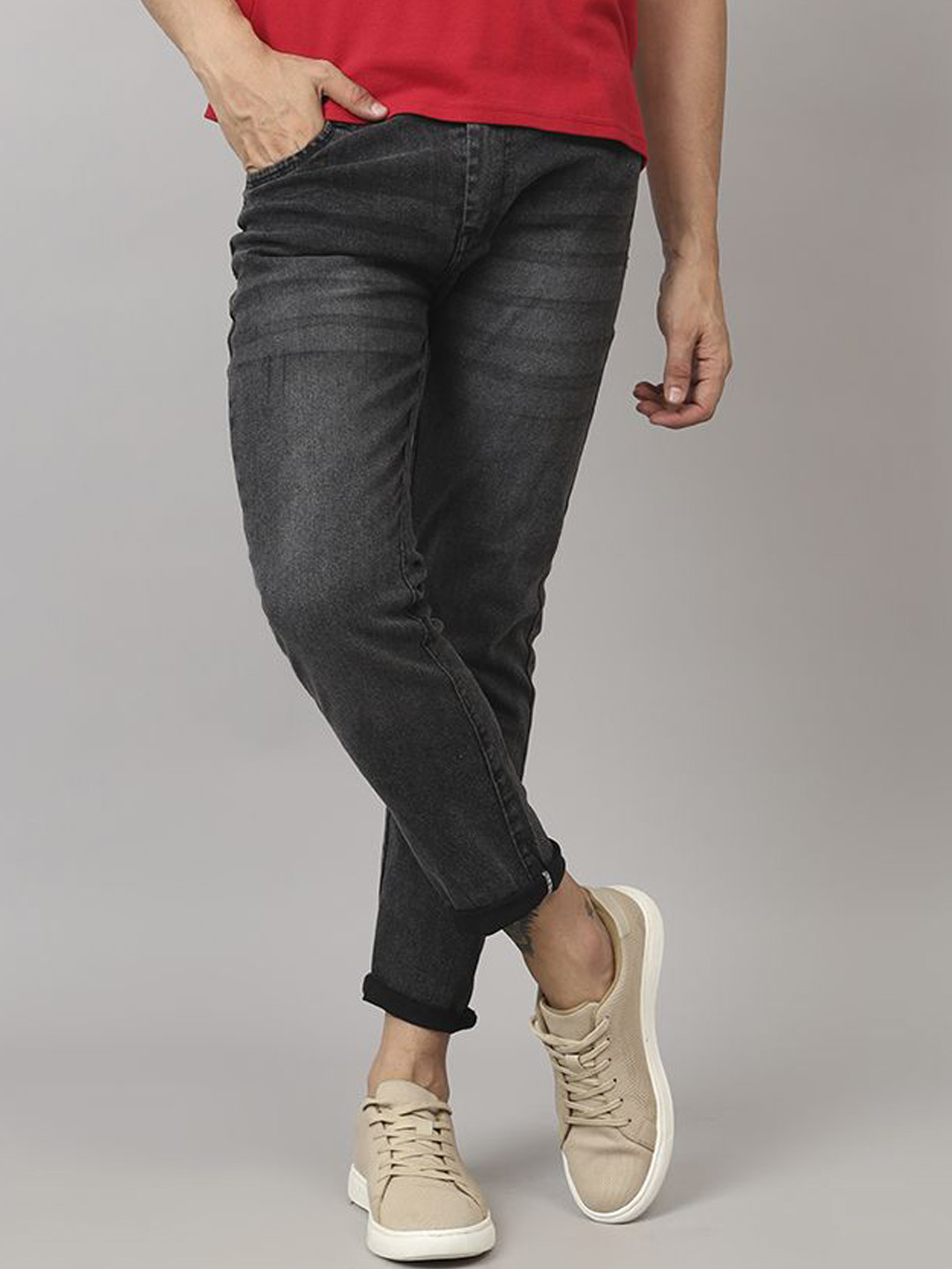 

COMFITS Men Classic Light Fade Low-Rise Regular Fit Denim Cropped Jeans, Black
