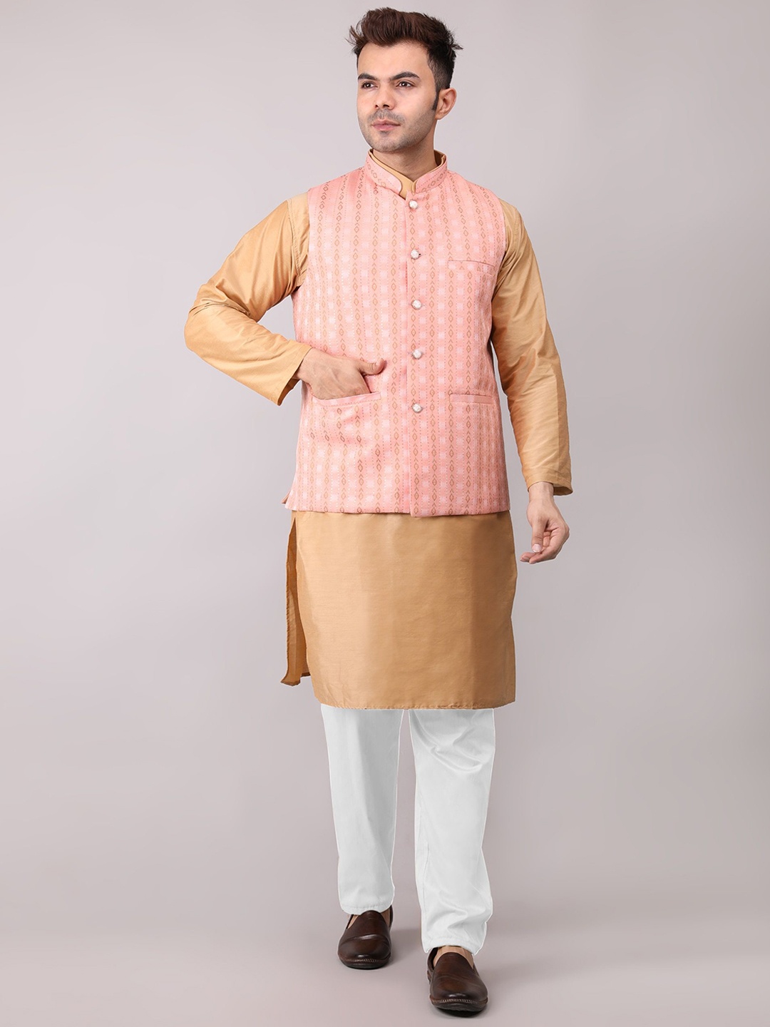 

Voniry Mandarin Collar Jacquard Weave Straight Kurta with Pyjamas & Nehru jacket, Peach