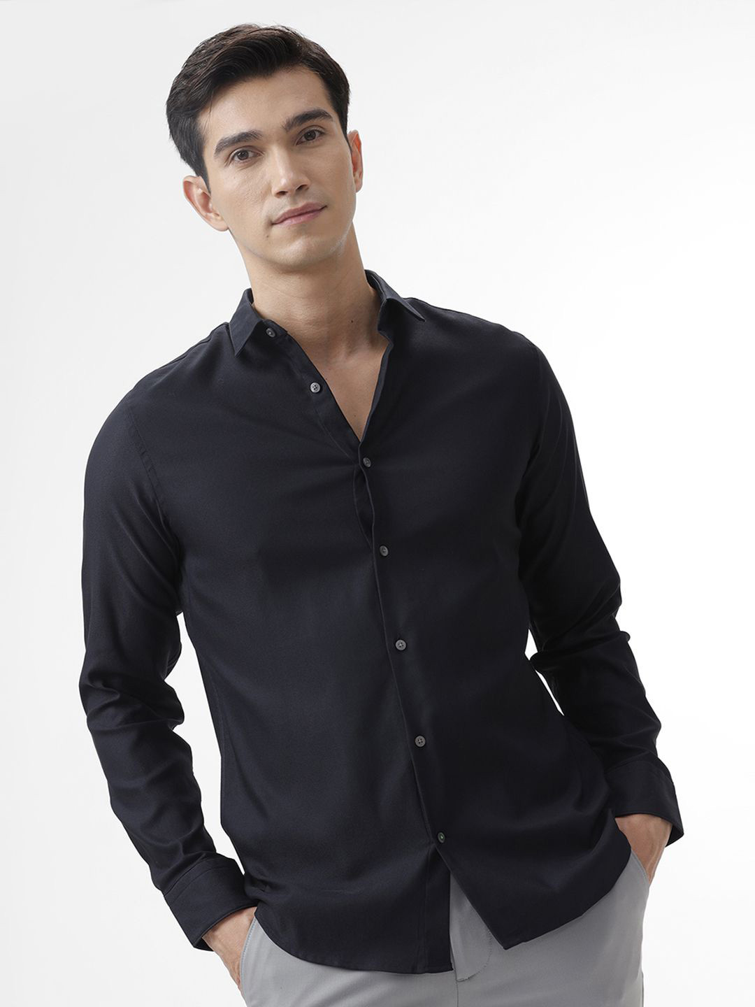 

The Collection Men Classic Slim Fit Opaque Casual Shirt, Navy blue