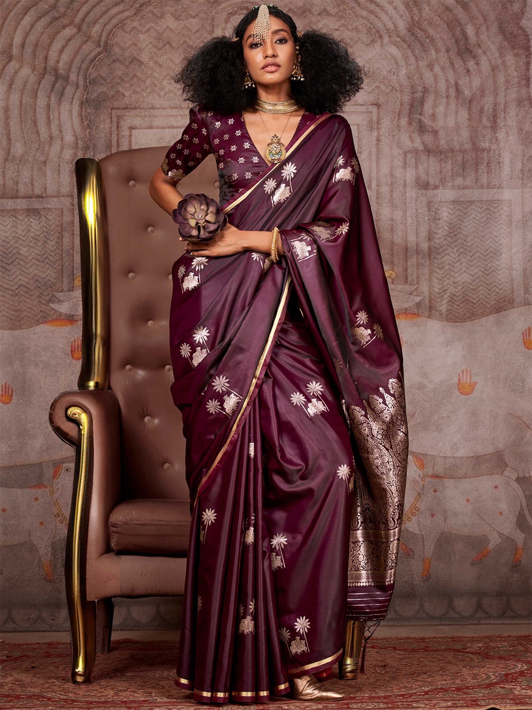 

Vardha Woven Design Zari Banarasi Saree, Purple