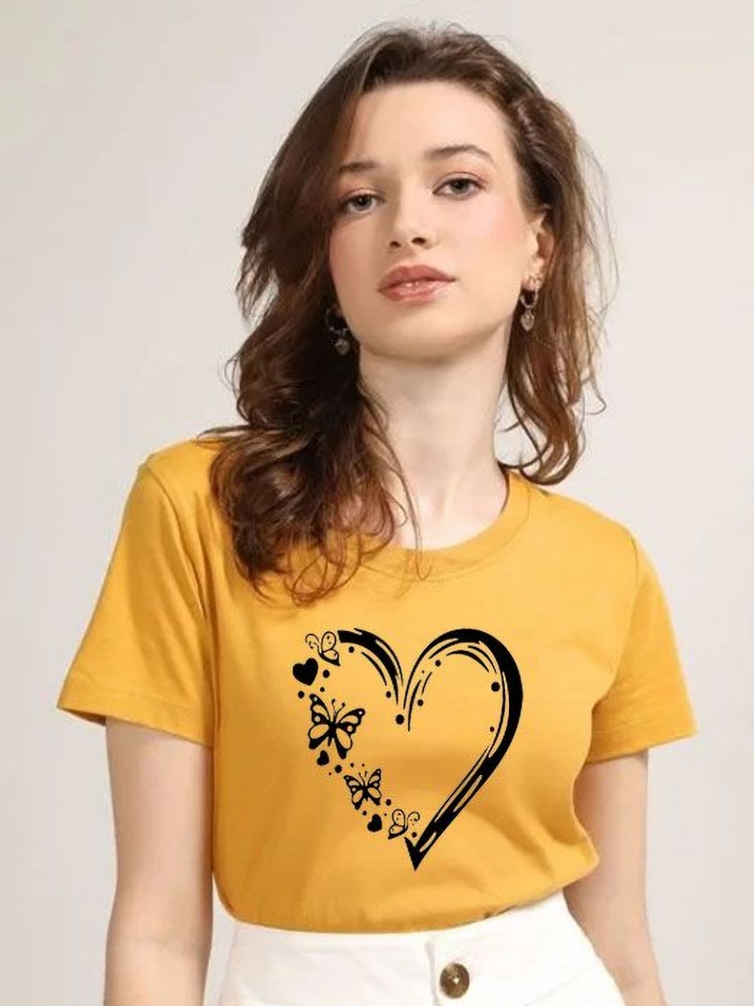 

Parona Women Printed T-shirt, Mustard