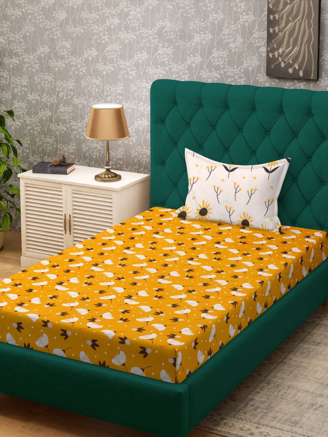 

Myntra Elegant Homes Yellow & White Printed 300TC Single Bedsheet Set 2.25m x 1.50m