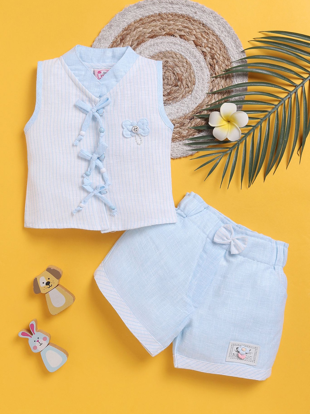 

Toonyport Girls Striped Mandarin Collar Top with Shorts, Blue