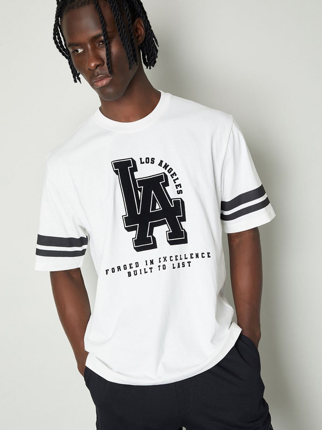 

max Men Typography Printed T-shirt, Beige